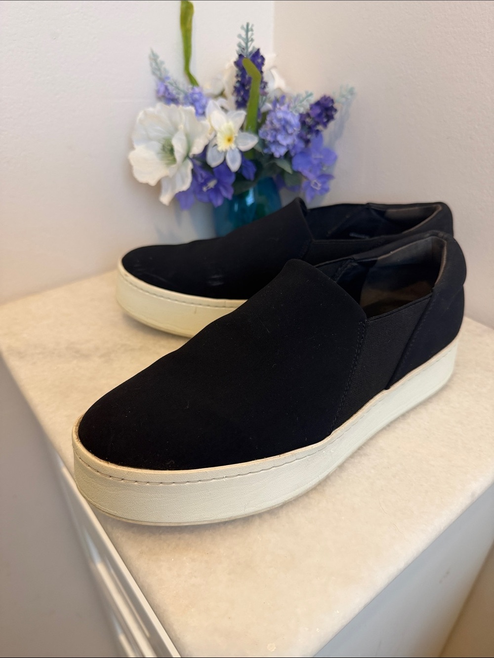 Vince Black Slip-On Sneakers with Cream Platform Sole size 8M